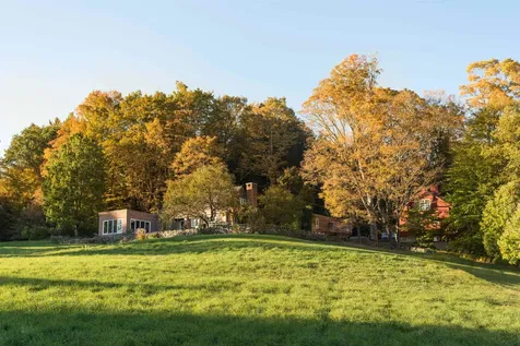 487 Vermont Route 100 Londonderry VT 05148