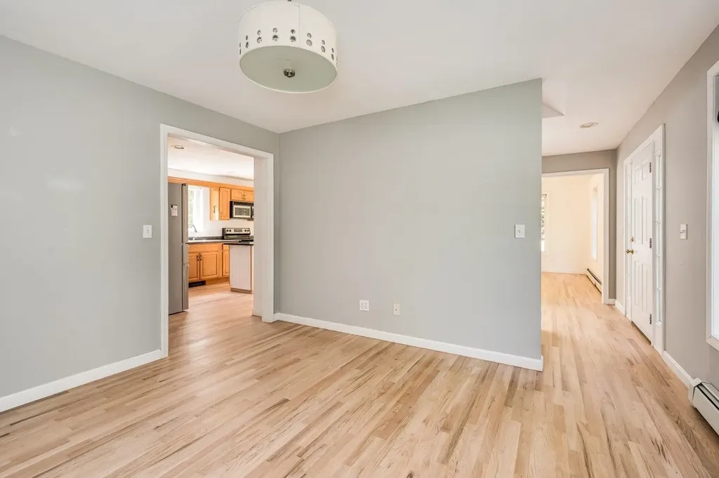 6 Tayla Way Nottingham NH 03290