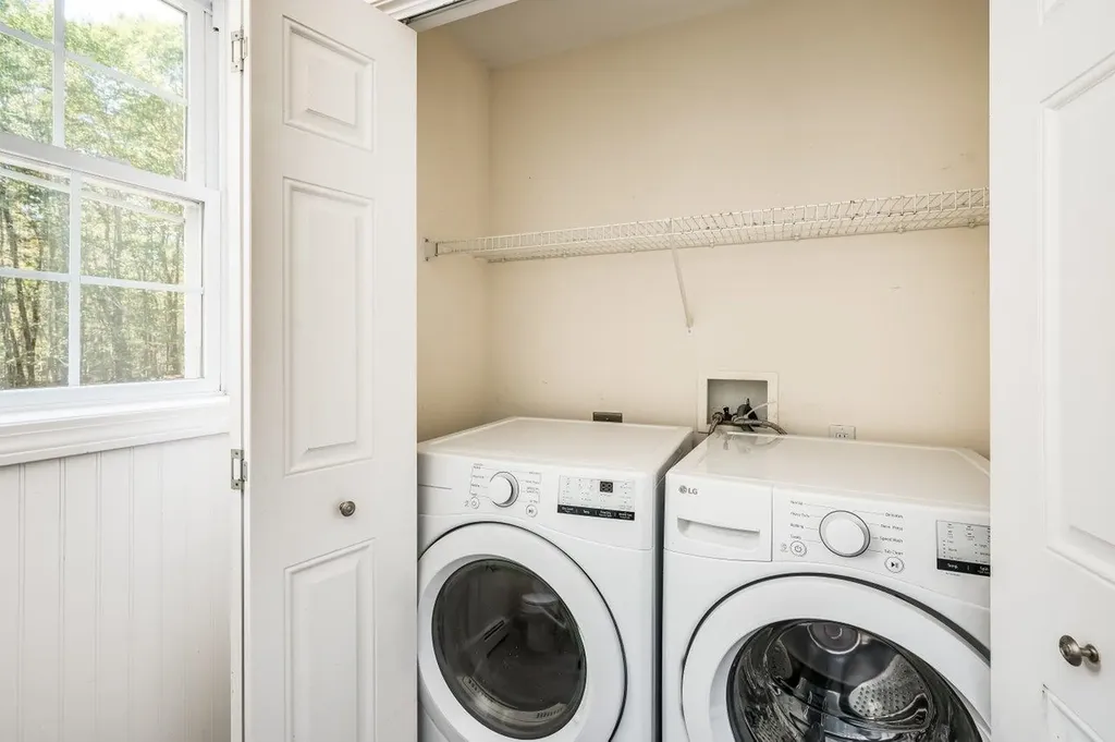 6 Tayla Way Nottingham NH 03290