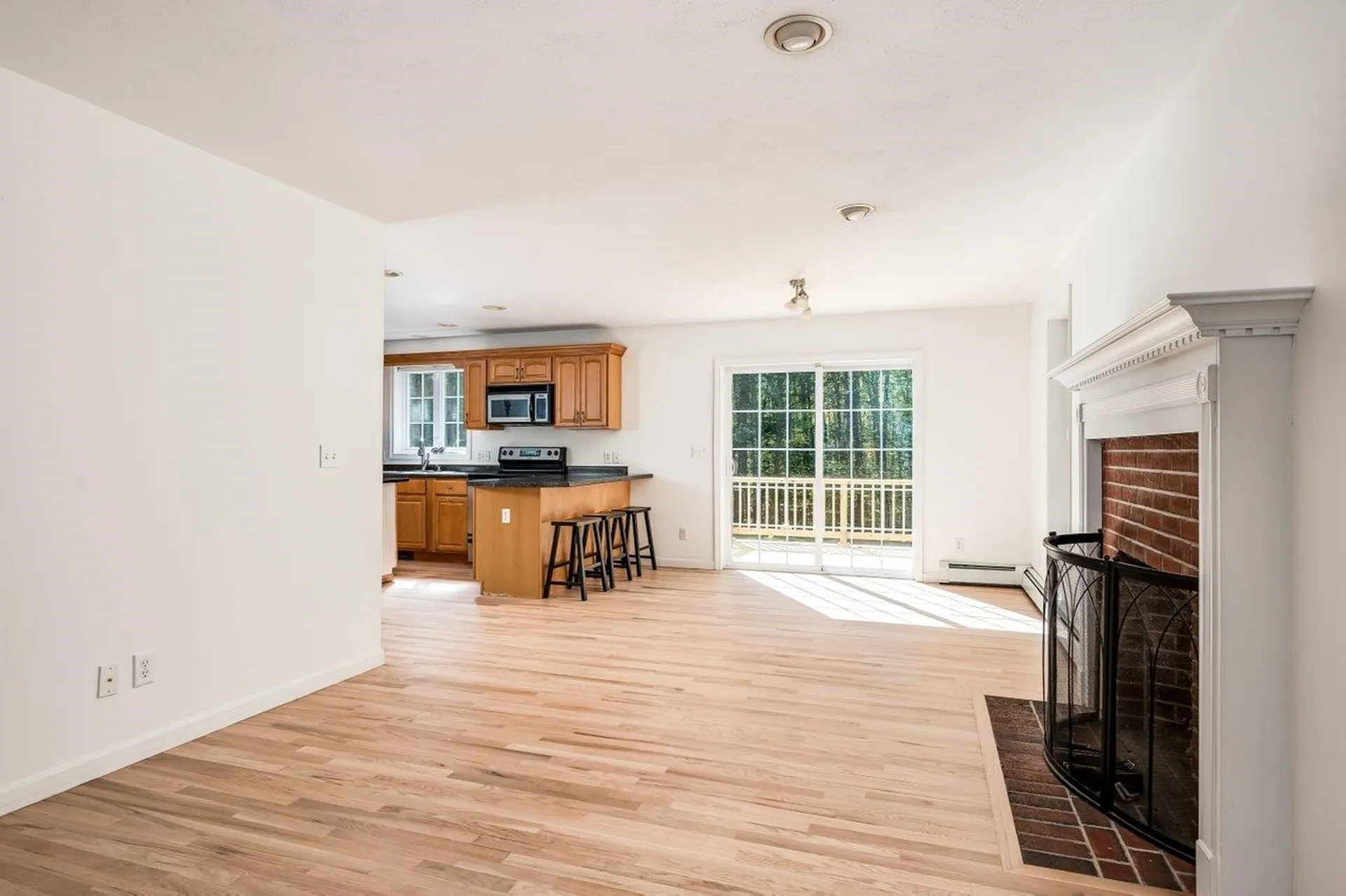 6 Tayla Way Nottingham NH 03290