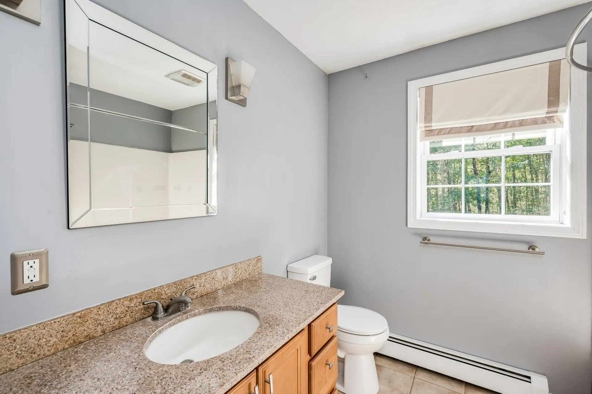 6 Tayla Way Nottingham NH 03290