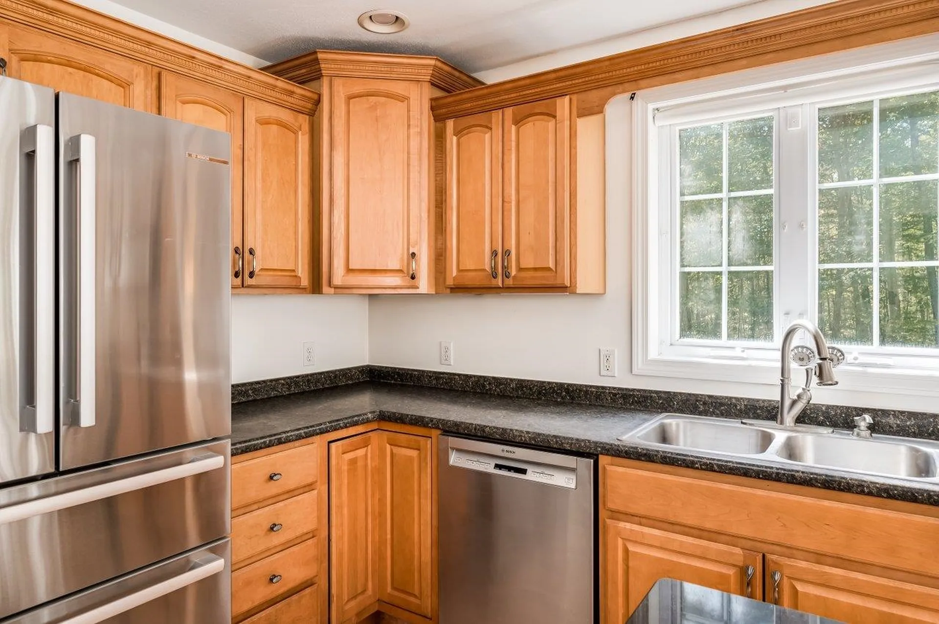 6 Tayla Way Nottingham NH 03290