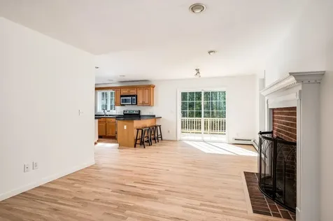 6 Tayla Way Nottingham NH 03290