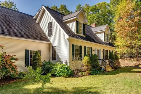 6 Tayla Way Nottingham NH 03290