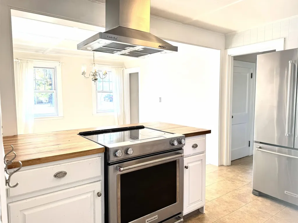 7 Moulton Road Hampton NH 03842