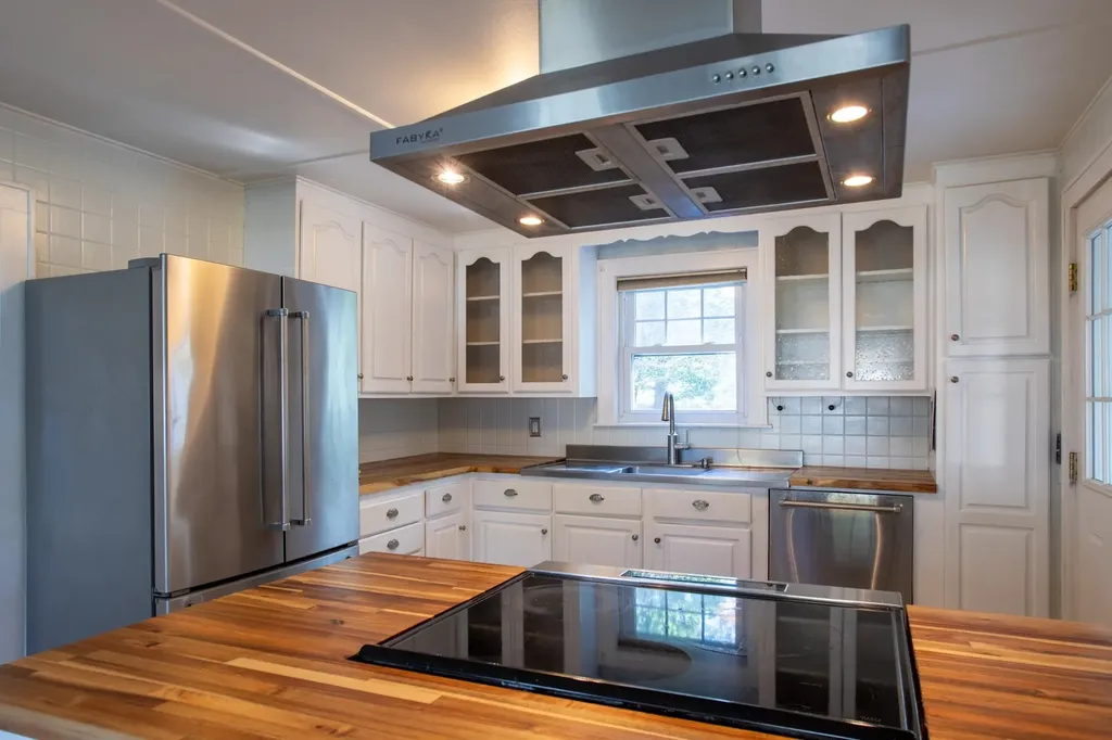 7 Moulton Road Hampton NH 03842