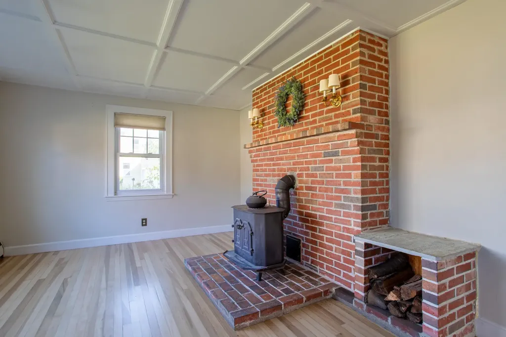 7 Moulton Road Hampton NH 03842