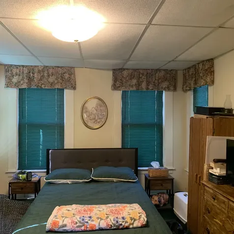 47 Chamberlain Street Rochester NH 03867