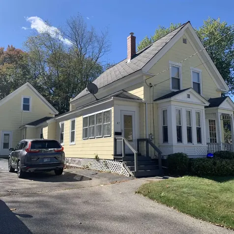 47 Chamberlain Street Rochester NH 03867