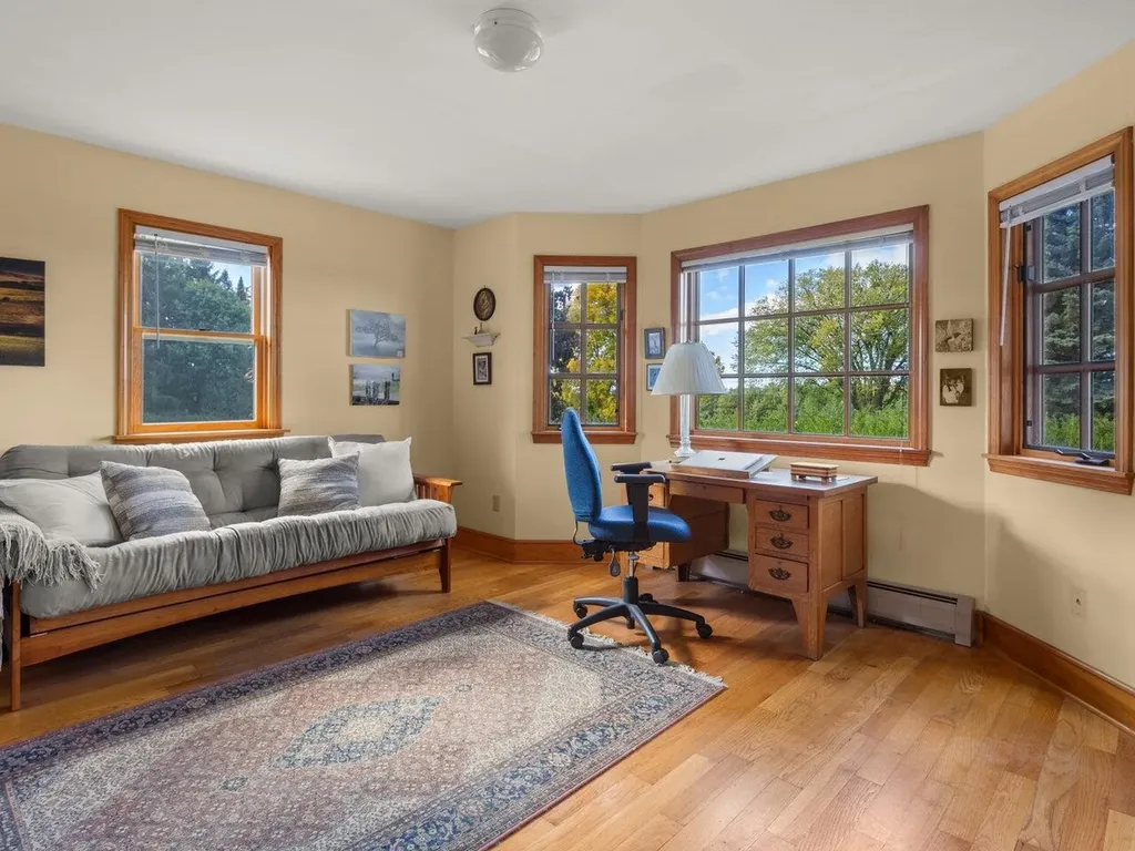 5283 Dorset Street Shelburne VT 05482