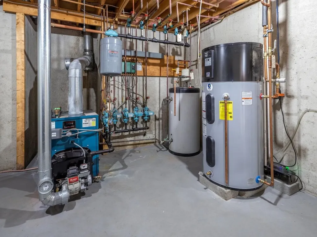 5283 Dorset Street Shelburne VT 05482