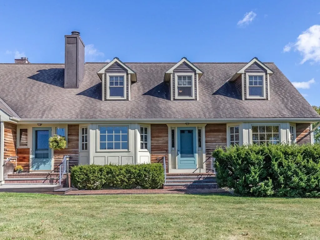 5283 Dorset Street Shelburne VT 05482