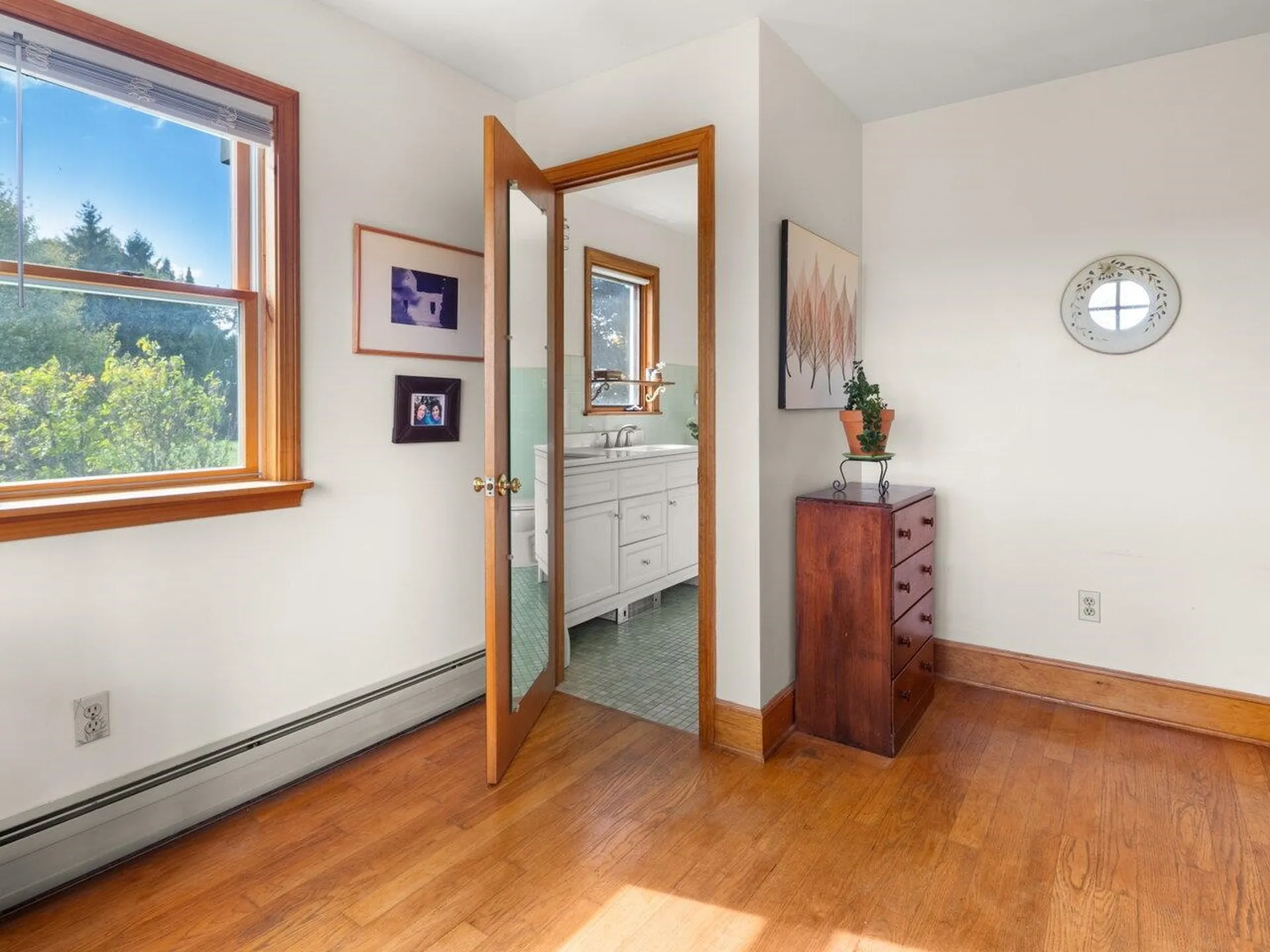 5283 Dorset Street Shelburne VT 05482