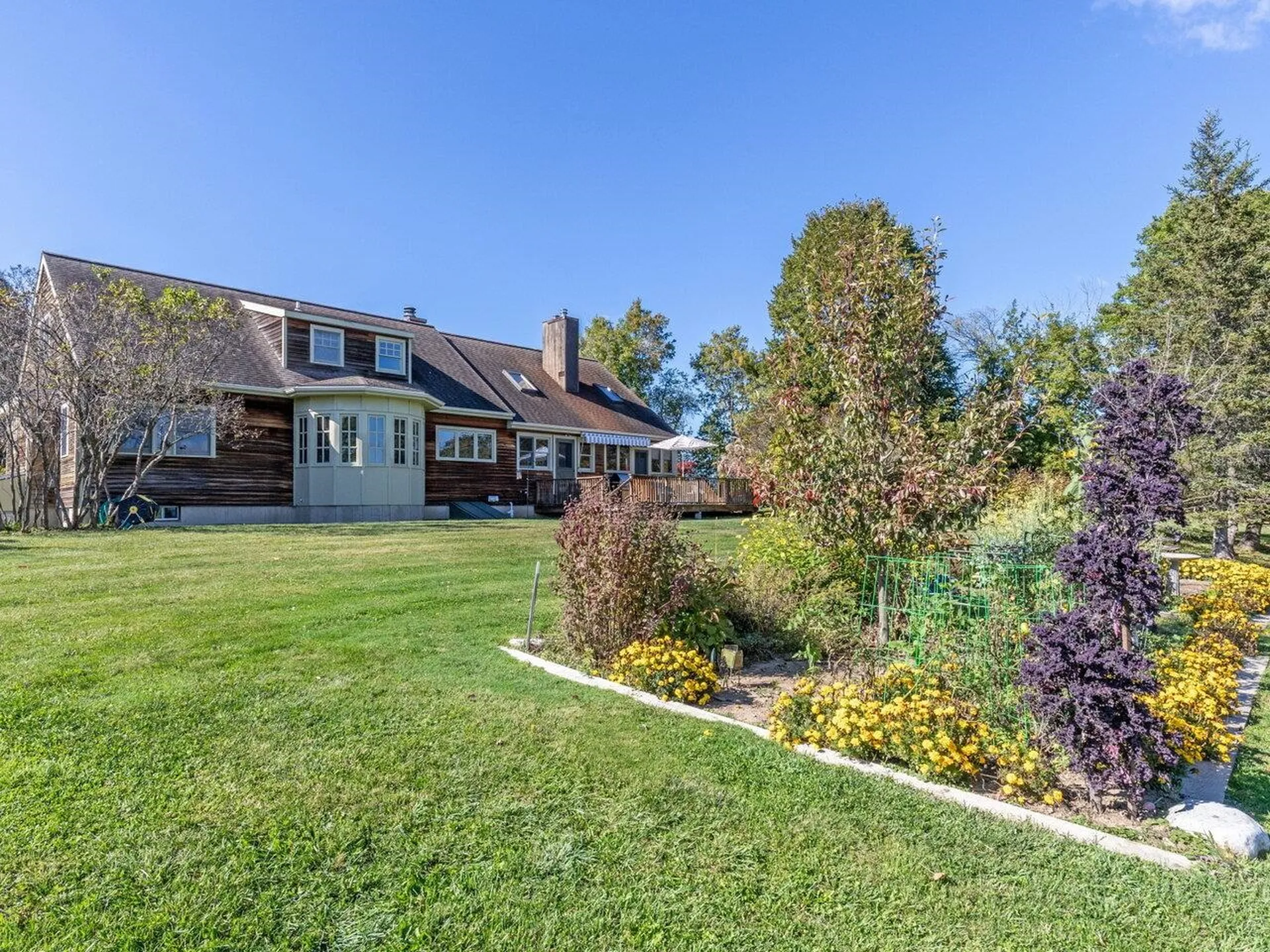 5283 Dorset Street Shelburne VT 05482