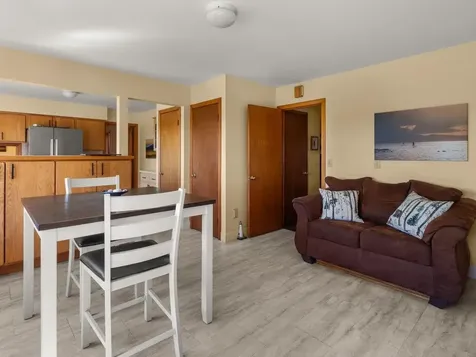 5283 Dorset Street Shelburne VT 05482