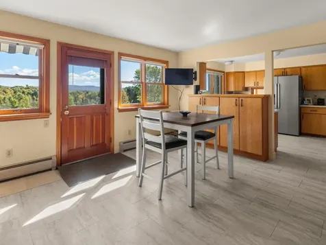 5283 Dorset Street Shelburne VT 05482