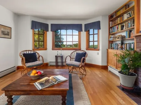 5283 Dorset Street Shelburne VT 05482