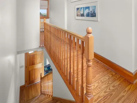 5283 Dorset Street Shelburne VT 05482