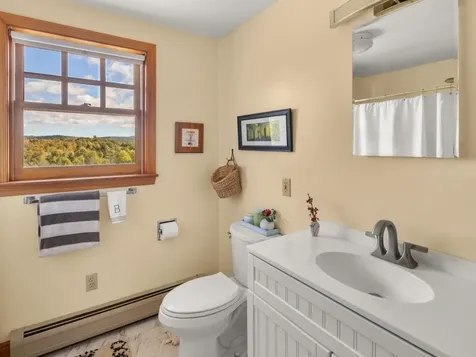 5283 Dorset Street Shelburne VT 05482