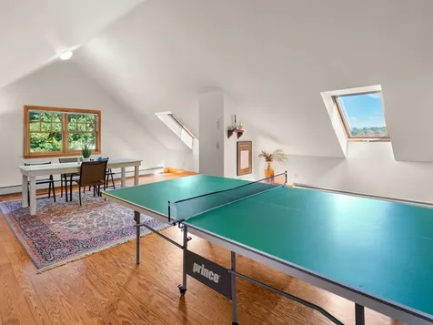 5283 Dorset Street Shelburne VT 05482