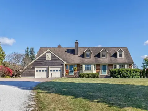 5283 Dorset Street Shelburne VT 05482