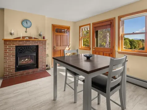 5283 Dorset Street Shelburne VT 05482