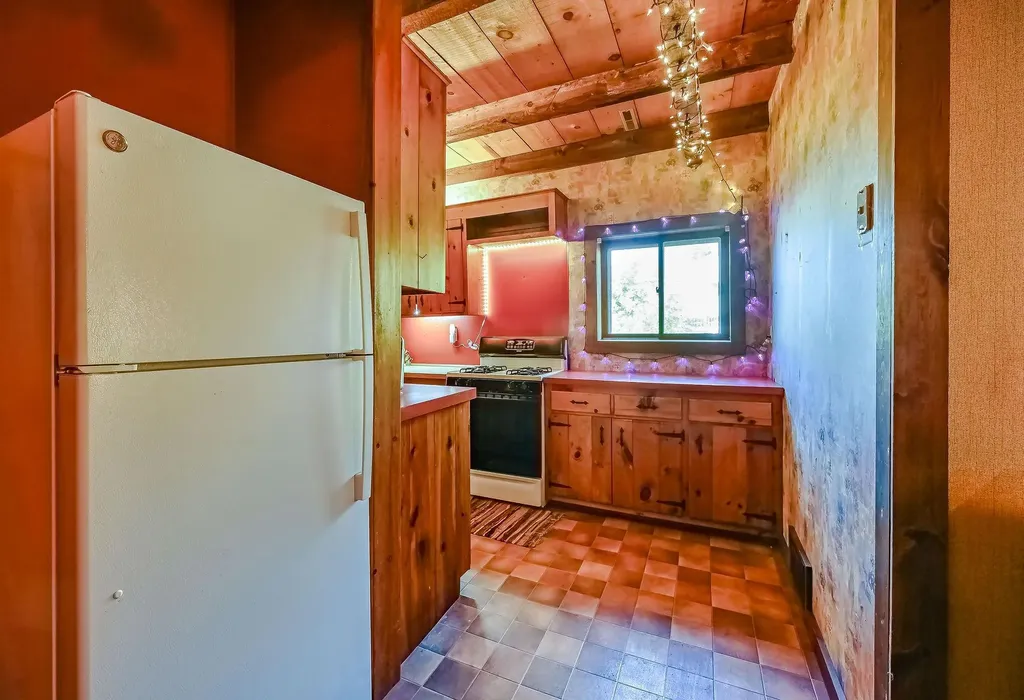 47 Church Street Milton NH 03852