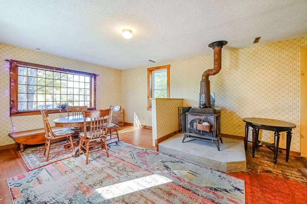 47 Church Street Milton NH 03852