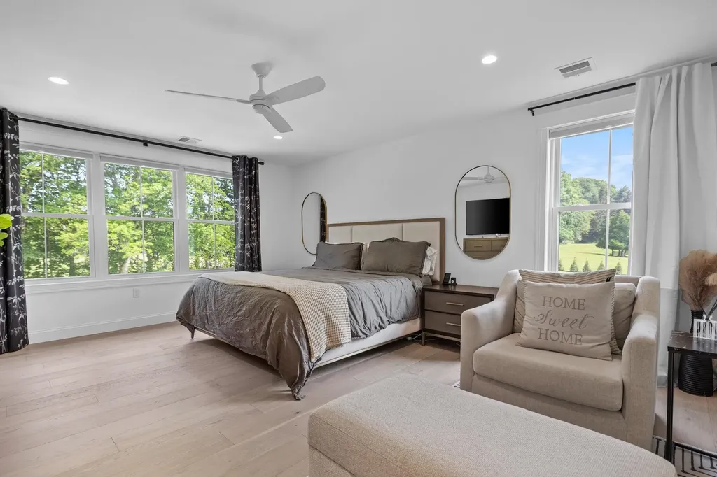 18 Treat Farm Road Stratham NH 03885