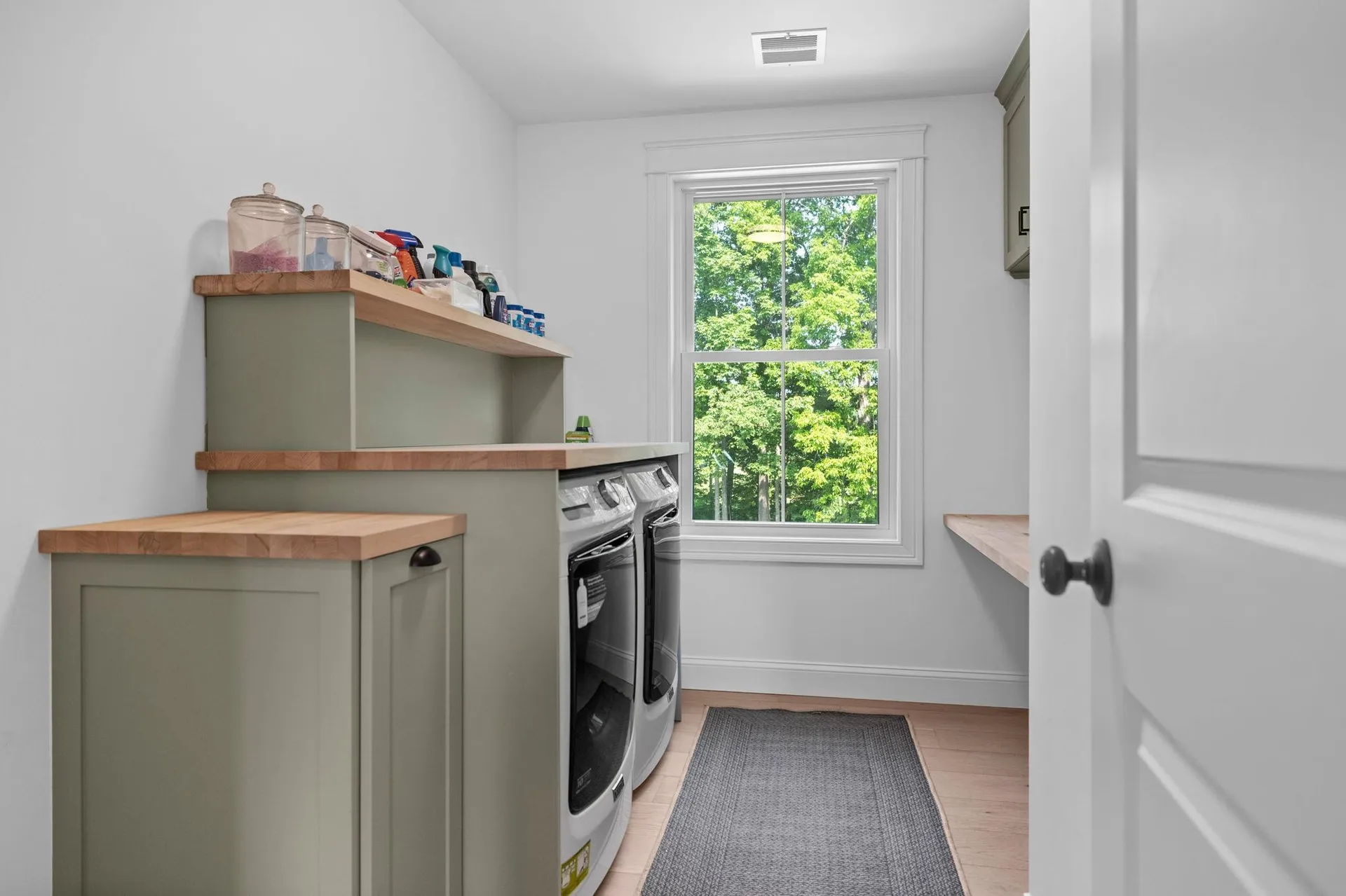 18 Treat Farm Road Stratham NH 03885