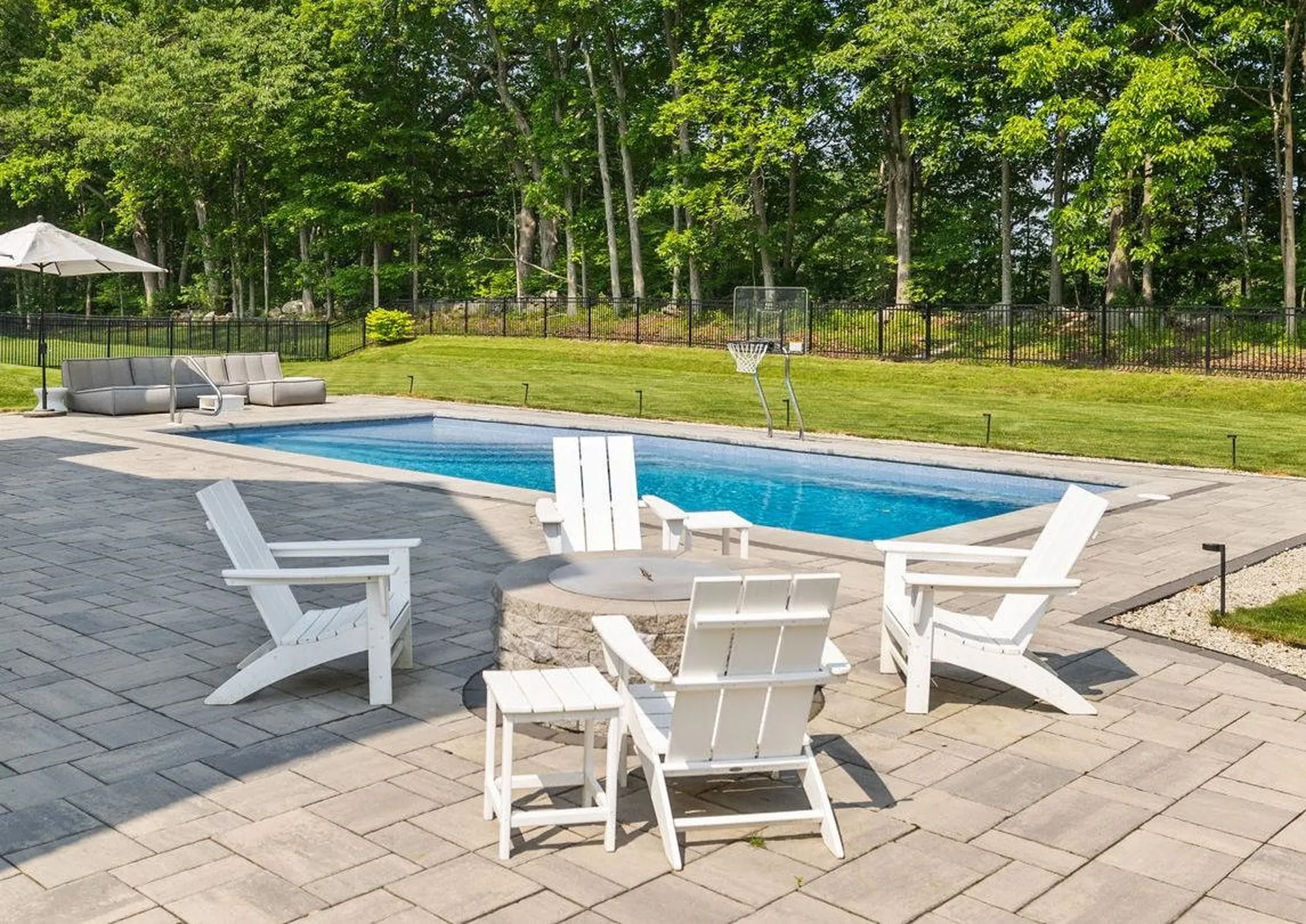 18 Treat Farm Road Stratham NH 03885