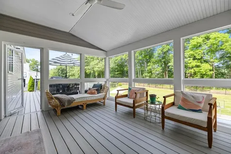 18 Treat Farm Road Stratham NH 03885