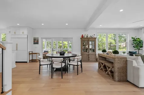 18 Treat Farm Road Stratham NH 03885