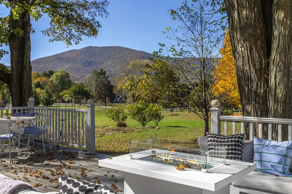 2677 Route 30 Road Dorset VT 05251