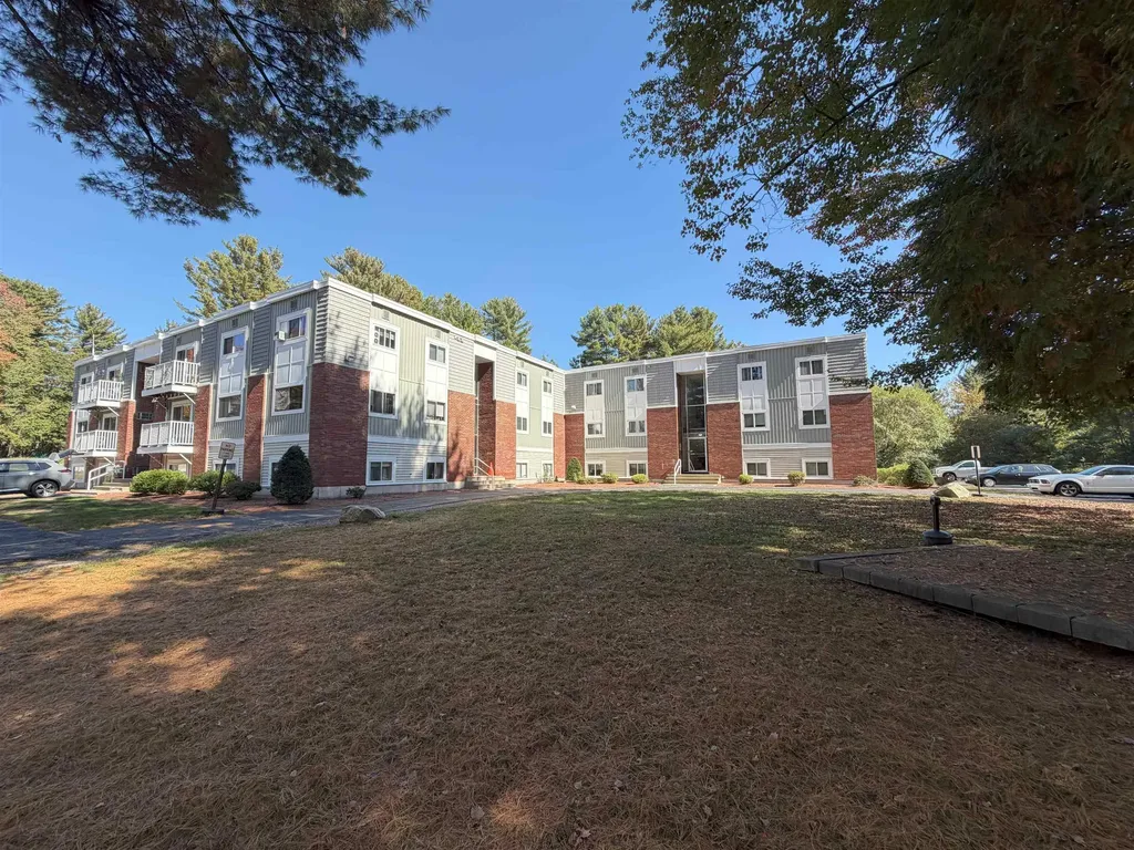 57 D Constitution Drive Londonderry NH 03053