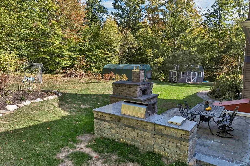 88 Ambrose Way Wolfeboro NH 03894
