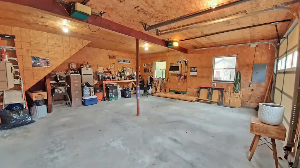 188 Station Road Mount Holly VT 05758