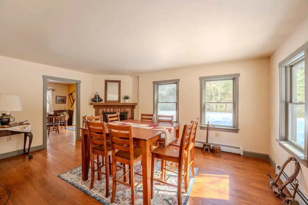 30 Tuxette Road Thornton NH 03285