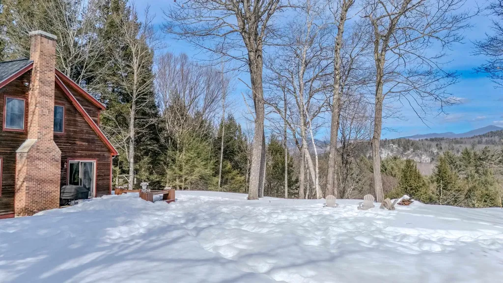 30 Tuxette Road Thornton NH 03285