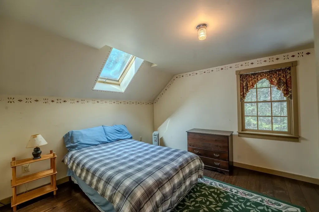 30 Tuxette Road Thornton NH 03285