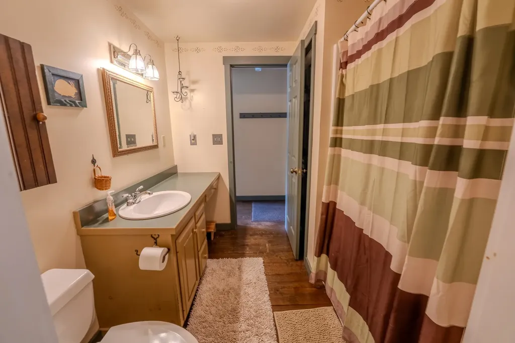 30 Tuxette Road Thornton NH 03285