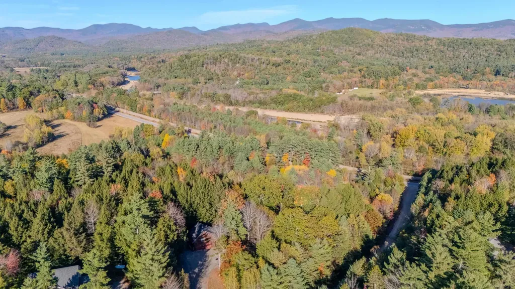 30 Tuxette Road Thornton NH 03285