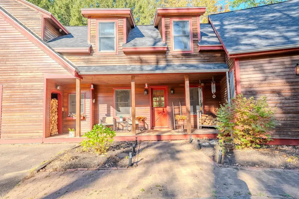 30 Tuxette Road Thornton NH 03285