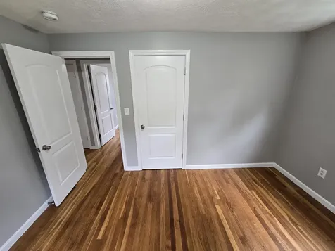 7 Loretta Avenue Pelham NH 03076