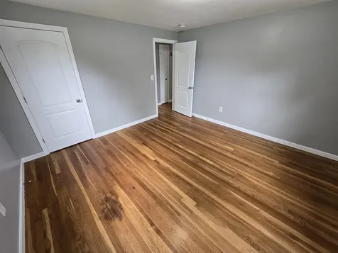 7 Loretta Avenue Pelham NH 03076