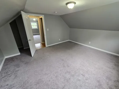 7 Loretta Avenue Pelham NH 03076