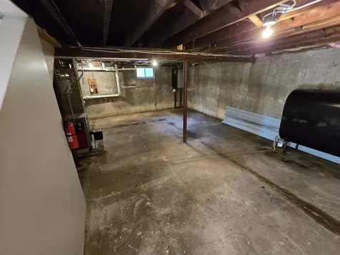 7 Loretta Avenue Pelham NH 03076