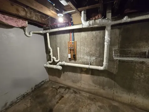 7 Loretta Avenue Pelham NH 03076