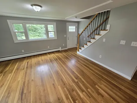 7 Loretta Avenue Pelham NH 03076