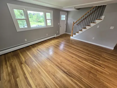 7 Loretta Avenue Pelham NH 03076